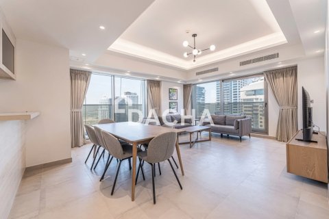 Apartment in Jumeirah Lake Towers, Dubai 4 bedrooms, 215 sq.m. № 124448