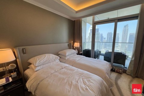 Apartment in Downtown Dubai (Downtown Burj Dubai), Dubai 3 bedrooms, 202.7 sq.m. № 41177 - photo 7