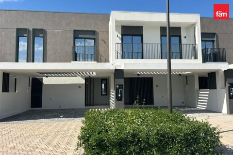 Villa en Dubai, 3 dormitorios, 152.1 m², № 64331 - foto 1