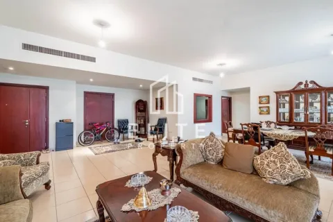 Apartment in Rimal, Jumeirah Beach Residence, Dubai 4 bedrooms, 256 sq.m. № 121312 - photo 7