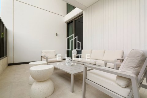 Apartment in EMAAR Beachfront, Dubai Harbour, Dubai 3 bedrooms, 188 sq.m. № 121310 - photo 22