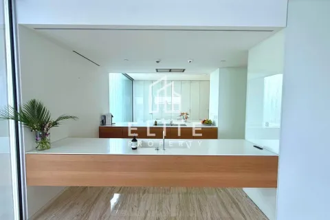 Купить квартиру в The Crescent, Пальма Джумейра, Дубай: 3 спальни, 226м², № 121311 - фото 4