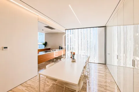Купить квартиру в The Crescent, Пальма Джумейра, Дубай: 3 спальни, 226м², № 121311 - фото 5