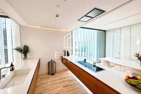 Купить квартиру в The Crescent, Пальма Джумейра, Дубай: 3 спальни, 226м², № 121311 - фото 6