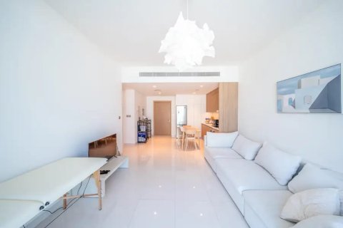 Apartment in EMAAR Beachfront, Dubai Harbour, Dubai 1 bedroom, 66.1 sq.m. № 142178 - photo 3
