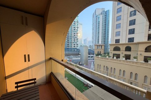 Apartment in Jumeirah Beach Residence, Dubai 2 bedrooms, 120.38 sq.m. № 142170 - photo 16