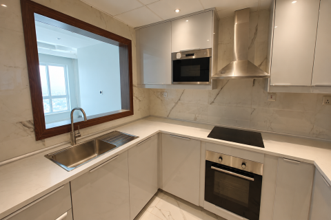 Apartment in Jumeirah Lake Towers, Dubai 2 bedrooms, 147.7 sq.m. № 142179 - photo 5