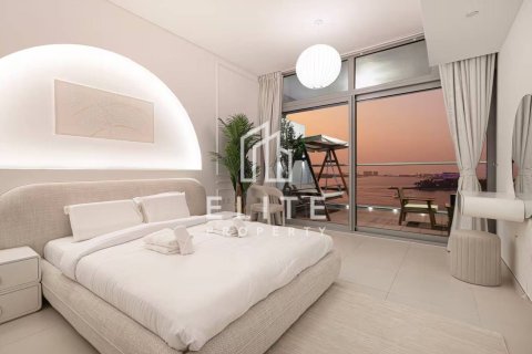 Apartment in Azure Residences, Palm Jumeirah, Dubai 1 bedroom, 106 sq.m. № 121443 - photo 13