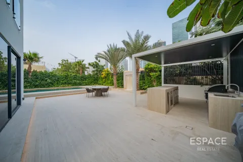 Купить виллу в Meadows 1, Meadows, Дубай: 5 спален, 455м², № 78151 - фото 19