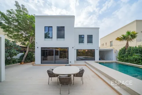 Купить виллу в Meadows 1, Meadows, Дубай: 5 спален, 455м², № 78151 - фото 20