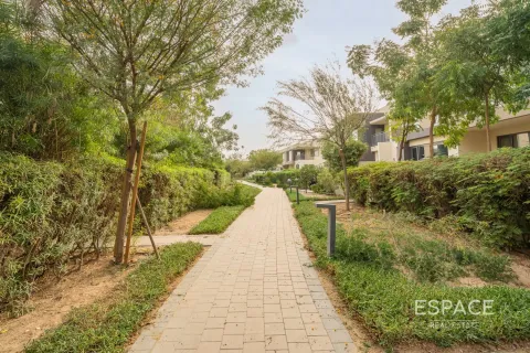 Villa en Dubai Hills Estate, Dubai, 4 dormitorios, 222 m², № 78152 - foto 19