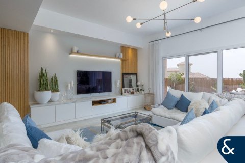 Apartamento en Al Andalus, Jumeirah Golf Estates, Dubai, 4 dormitorios, 268 m², № 98573 - foto 6