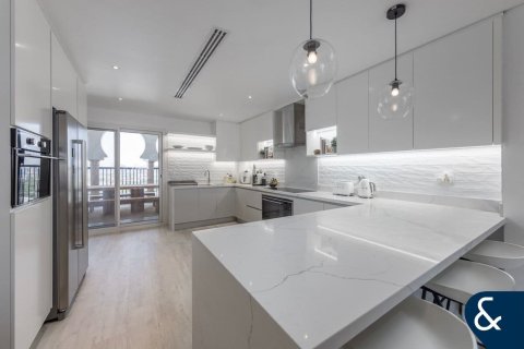 Apartamento en Al Andalus, Jumeirah Golf Estates, Dubai, 4 dormitorios, 268 m², № 98573 - foto 3