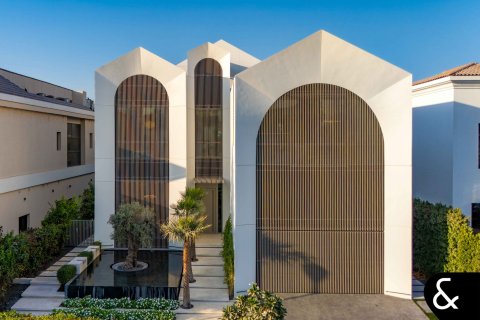 Villa en Jumeirah Golf Estates, Dubai, 6 dormitorios, 1234 m², № 98580
