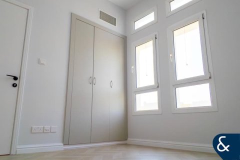 Villa en The Lakes, Dubai, 3 dormitorios, 258 m², № 98581 - foto 17