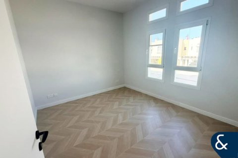 Villa en The Lakes, Dubai, 3 dormitorios, 258 m², № 98581 - foto 12