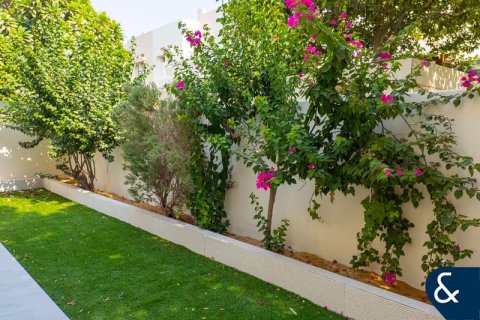 Villa en The Lakes, Dubai, 3 dormitorios, 258 m², № 98581 - foto 18