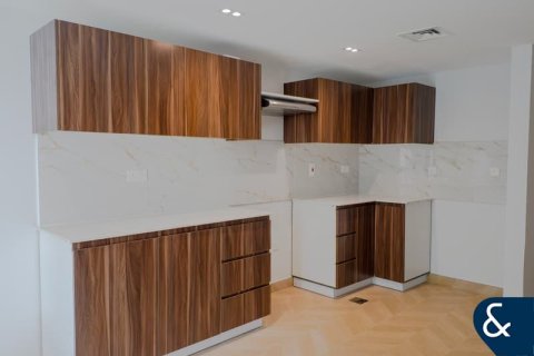 Villa en The Lakes, Dubai, 3 dormitorios, 258 m², № 98581 - foto 6