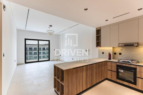 Apartment in Dubai Studio City, Dubai 2 bedrooms, 106.1 sq.m. № 135367
