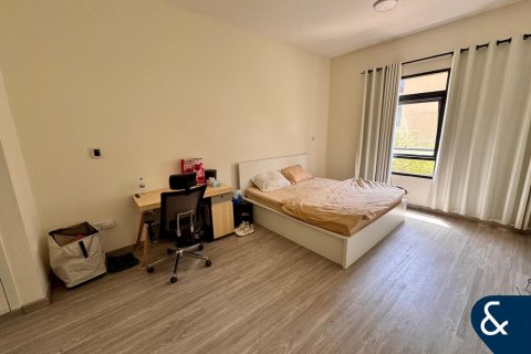 Купить квартиру в Greens, Дубай: 3 спальни, 155м², № 74556 - фото 16