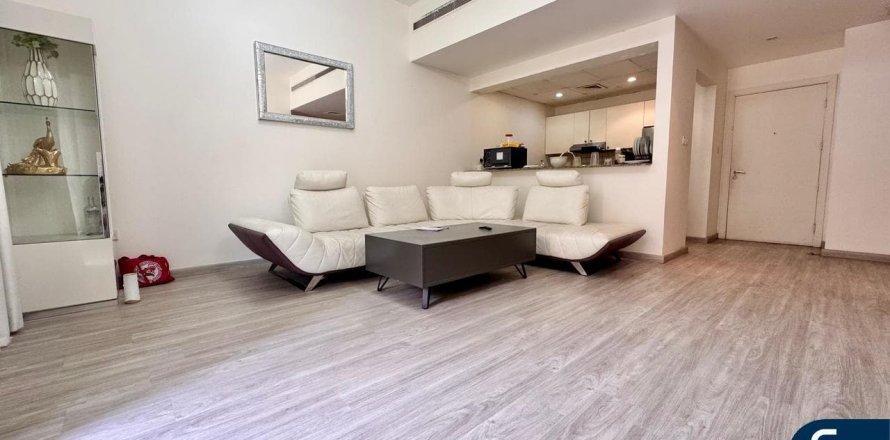 Квартира в Greens, Дубай, 3 спальни, 155м², № 74556