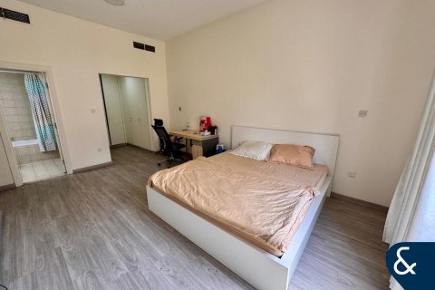 Купить квартиру в Greens, Дубай: 3 спальни, 155м², № 74556 - фото 17