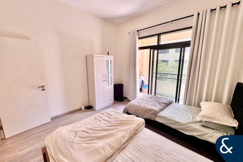 Купить квартиру в Greens, Дубай: 3 спальни, 155м², № 74556 - фото 9