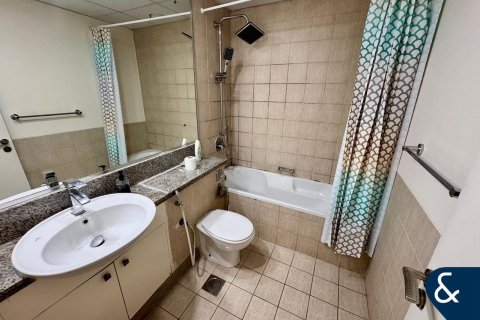 Купить квартиру в Greens, Дубай: 3 спальни, 155м², № 74556 - фото 15