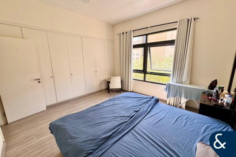 Купить квартиру в Greens, Дубай: 3 спальни, 155м², № 74556 - фото 12