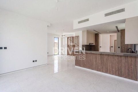 Villa en Harmony, Tilal Al Ghaf, Dubai, 4 dormitorios, 347.46 m², № 126931 - foto 3