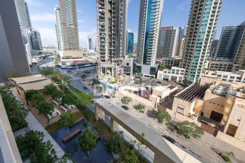 Apartamento en Burj Royale, Downtown Dubai (Downtown Burj Dubai), Dubai, 1 dormitorio, 60.39 m², № 126940 - foto 11