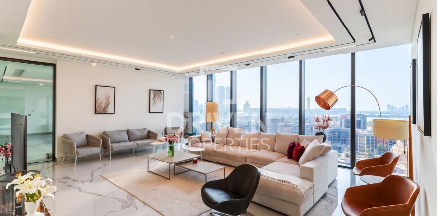 Appartement à Dubai Internet City, Dubai, 4 chambres, 447.33 m², № 126938