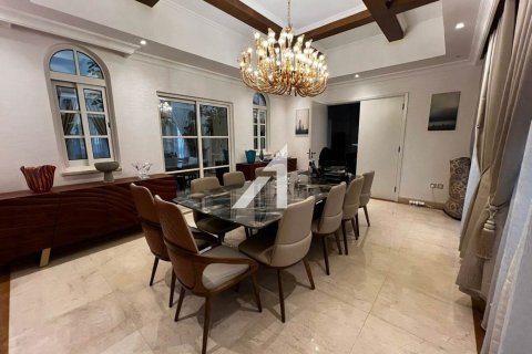Villa en The Villa, Dubai, 5 dormitorios, 1116.6 m², № 69338 - foto 2