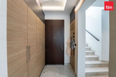 Снять в аренду виллу в Риме, Дубай: 3 спальни, 261.8м², № 89516 - фото 24