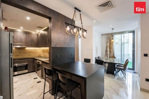 Снять в аренду виллу в Риме, Дубай: 3 спальни, 261.8м², № 89516 - фото 12