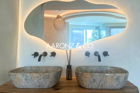 Apartamento en Jumeirah Lake Towers, Dubai, 2 dormitorios, 165 m², № 78219 - foto 19