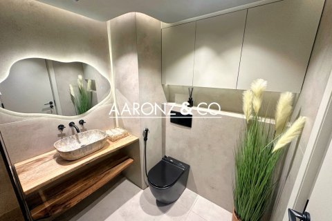 Apartamento en Jumeirah Lake Towers, Dubai, 2 dormitorios, 165 m², № 78219 - foto 16