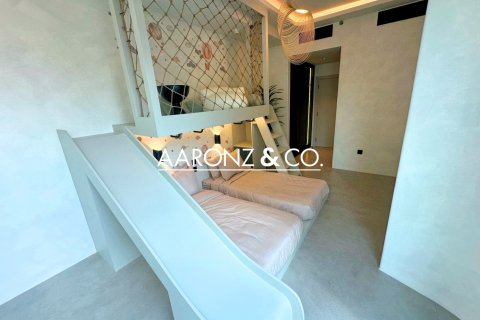 Apartamento en Jumeirah Lake Towers, Dubai, 2 dormitorios, 165 m², № 78219 - foto 12