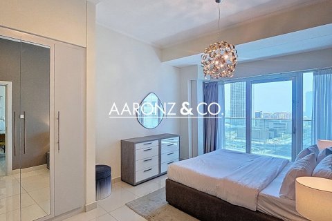 Apartamento en Damac Heights, Dubai Marina, Dubai, 1 dormitorio, 79 m², № 78218 - foto 6