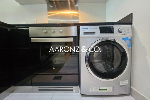 Apartamento en Damac Heights, Dubai Marina, Dubai, 1 dormitorio, 79 m², № 78218 - foto 12