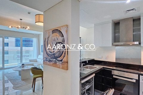 Apartamento en Damac Heights, Dubai Marina, Dubai, 1 dormitorio, 79 m², № 78218 - foto 9