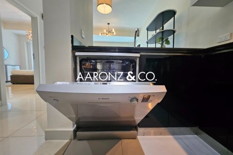 Apartamento en Damac Heights, Dubai Marina, Dubai, 1 dormitorio, 79 m², № 78218 - foto 11