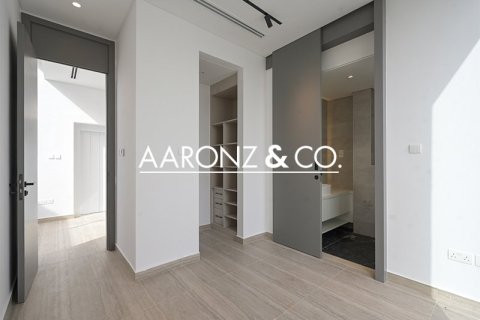 Villa en Al Barari, Dubai, 4 dormitorios, 459 m², № 78209 - foto 7