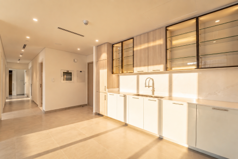 Apartment in Dubai 3 bedrooms, 197 sq.m. № 134137 - photo 17