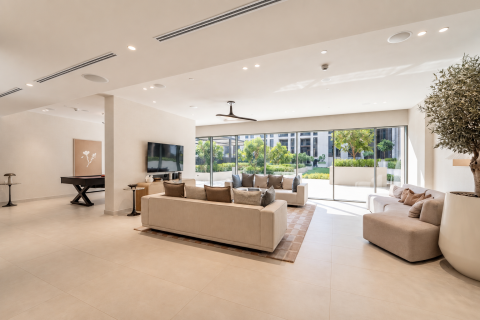 Apartment in Dubai 3 bedrooms, 197 sq.m. № 134137 - photo 2