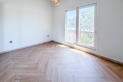 Appartement à Palm Jumeirah, Dubai, 2 chambres, 183 m², № 134140 - photo 7