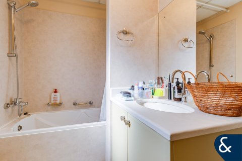 Снять в аренду виллу в The Springs, Дубай: 2 спальни, 167м², № 76390 - фото 22