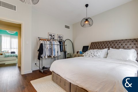 Снять в аренду виллу в The Springs, Дубай: 2 спальни, 167м², № 76390 - фото 20