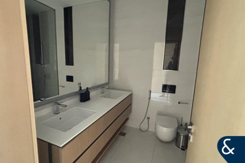 Снять в аренду квартиру в SLS Dubai Hotel & Residences, Бизнес-Бэй, Дубай: 2 спальни, 173м², № 76389 - фото 8