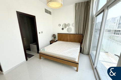 Townhouse in DAMAC Hills (Akoya by DAMAC), Dubai 3 bedrooms, 175 sq.m. № 76399 - photo 10